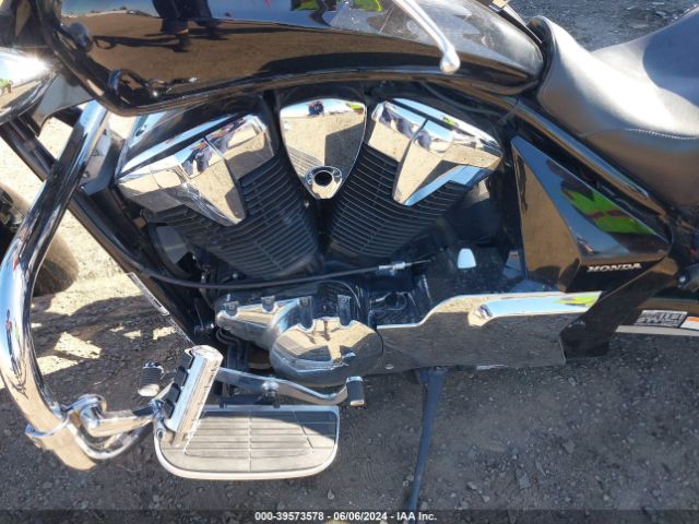 2015 HONDA VT1300 JH2SC6672FK500530 Photo 8