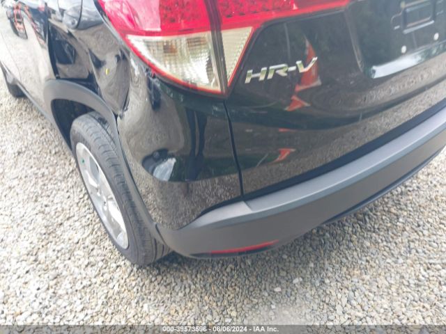 3CZRU6H35NM761893 Honda Hr-v Awd Lx