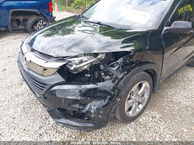 3CZRU6H35NM761893 Honda Hr-v Awd Lx