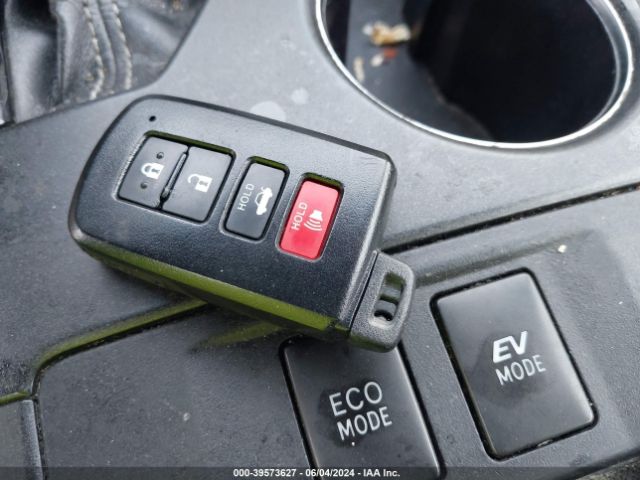 4T1BD1FK6HU222103 Toyota Camry Hybrid Le