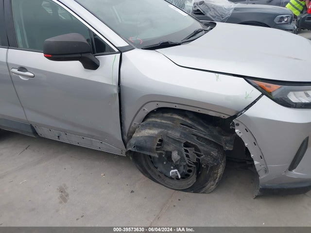 Toyota RAV4 LE 2020 2T3H1RFV1LC065447 Image 6
