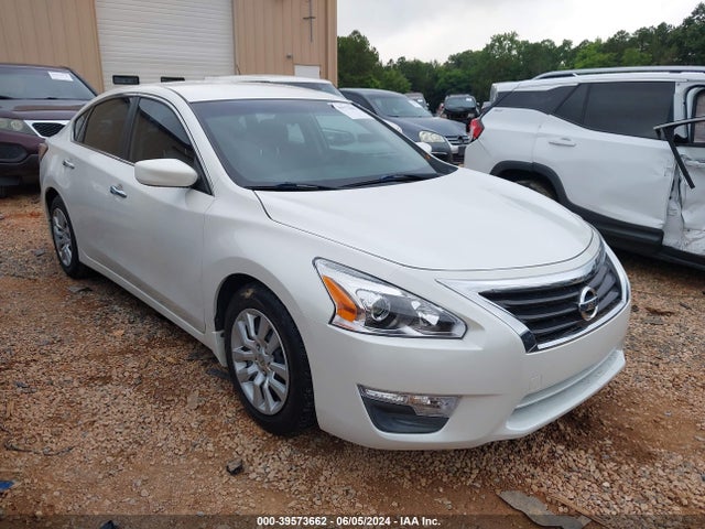 Nissan Altima 2.5 S 2015 1N4AL3APXFC125254 Image 1