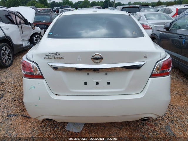 Nissan Altima 2.5 S 2015 1N4AL3APXFC125254 Image 16