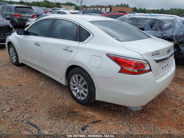Nissan Altima 2.5 S 2015 1N4AL3APXFC125254 Image 3
