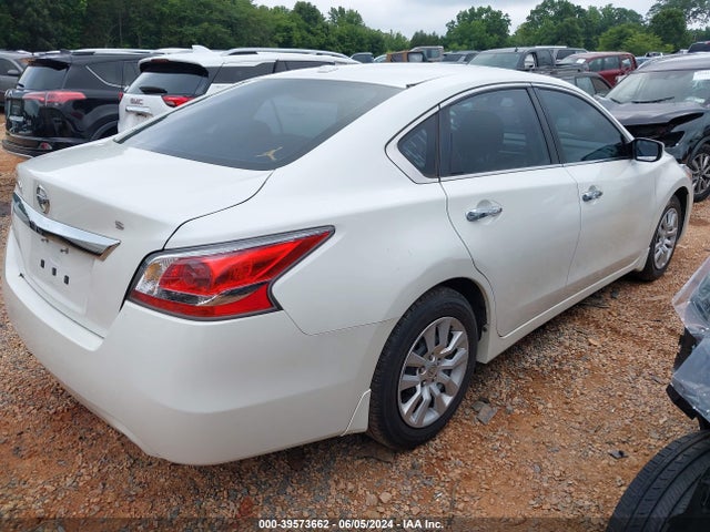 Nissan Altima 2.5 S 2015 1N4AL3APXFC125254 Image 4
