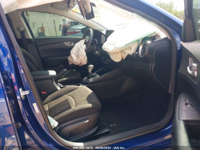 3KPF24AD7KE113841 KIA Forte Lxs