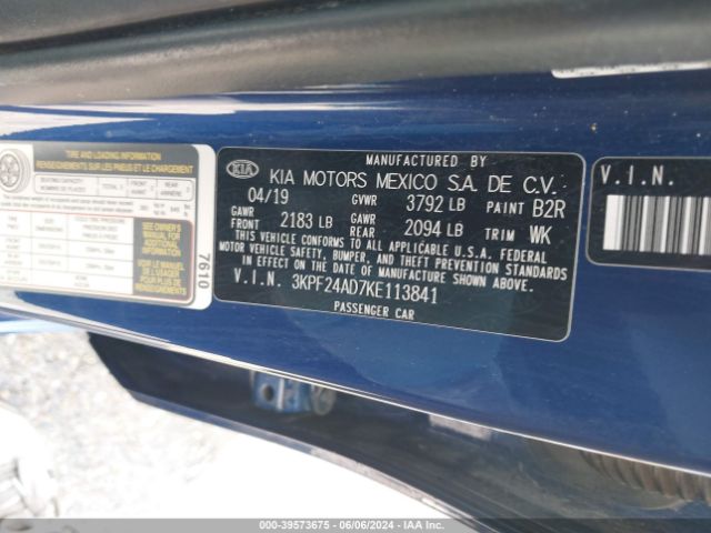 3KPF24AD7KE113841 KIA Forte Lxs