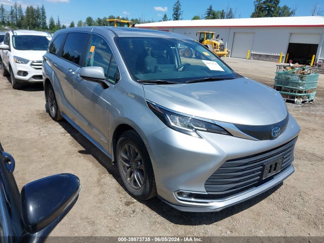 Toyota SIENNA XLE 2021 5TDYSKFC8MS039495 main image
