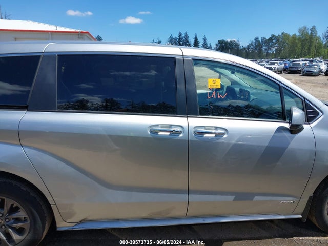 Toyota SIENNA XLE 2021 5TDYSKFC8MS039495 Image 13