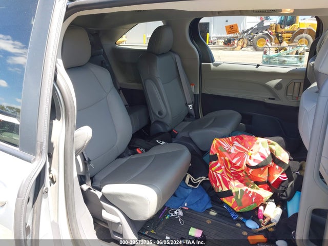 Toyota SIENNA XLE 2021 5TDYSKFC8MS039495 Image 8