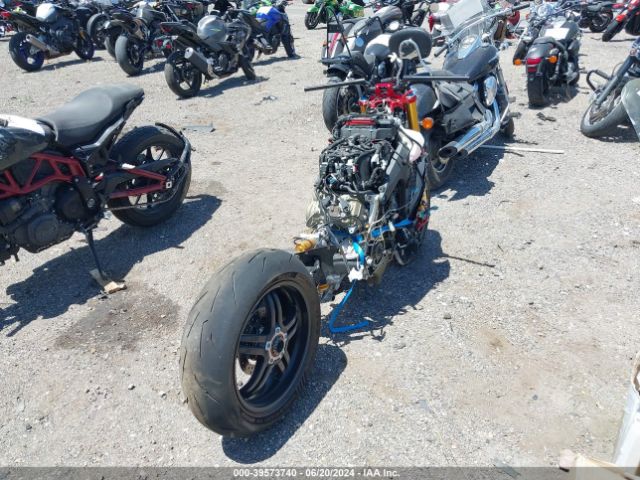 2023 DUCATI STREETFIGHTER ZDMFAKWW5PB000187 Photo 3
