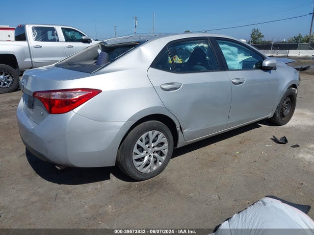 Toyota COROLLA LE 2019 5YFBURHE5KP896788 Image 4
