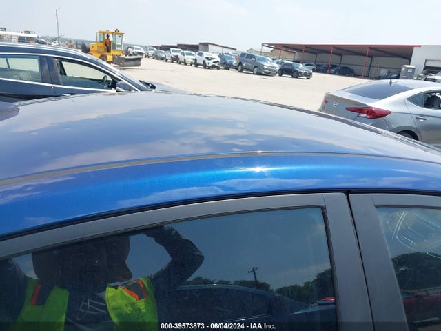 Hyundai ELANTRA SE 2016 5NPDH4AE0GH703851 Image 18