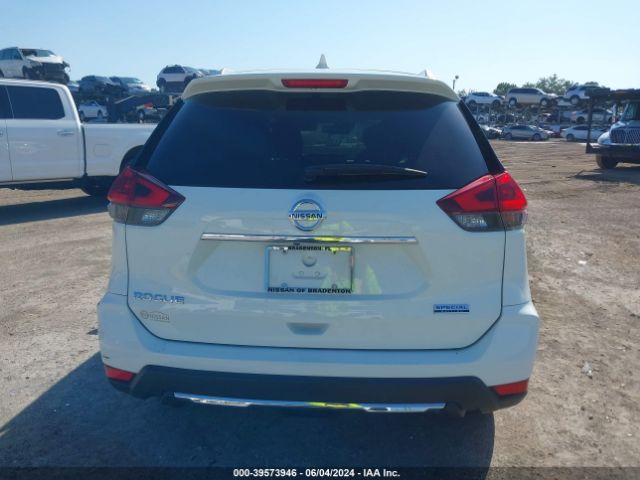 JN8AT2MT9LW015520 Nissan Rogue S Fwd