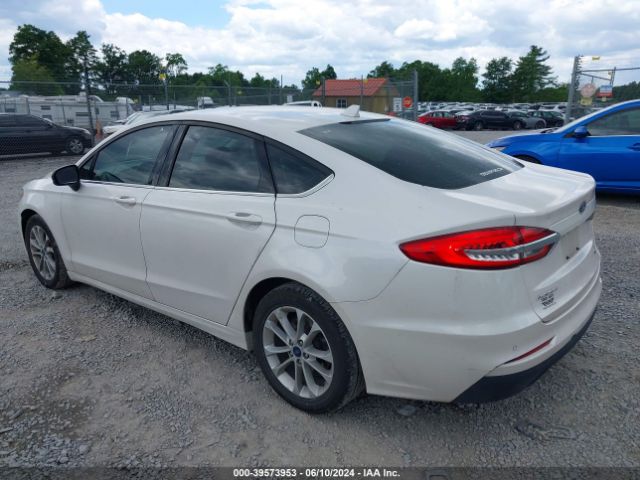 3FA6P0HD3LR143256 Ford FUSION SE
