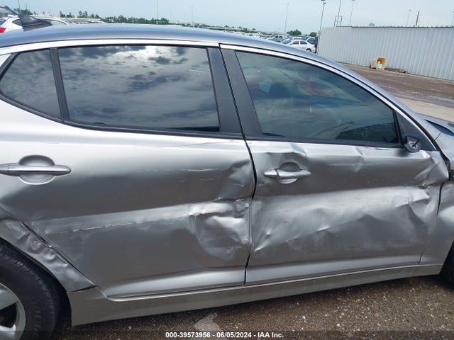 5XXGM4A7XFG365847 KIA Optima Lx