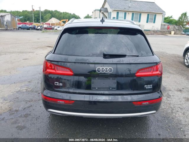 WA1BNAFY4J2063647 Audi Q5 2.0t Premium/2.0t Tech Premium