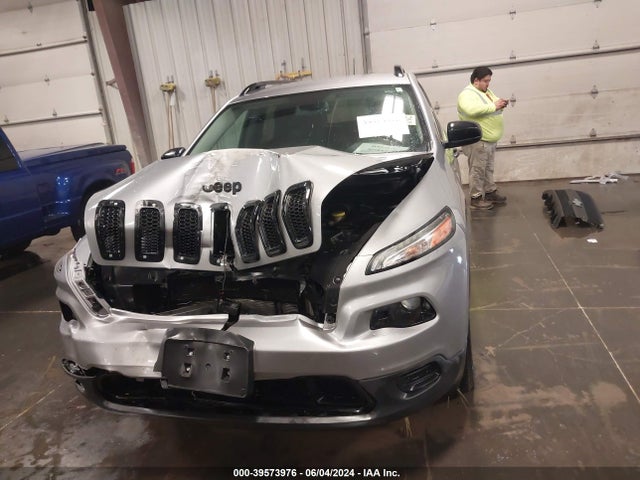 1C4PJMAB0HW557499 Jeep Cherokee Altitude 4x4