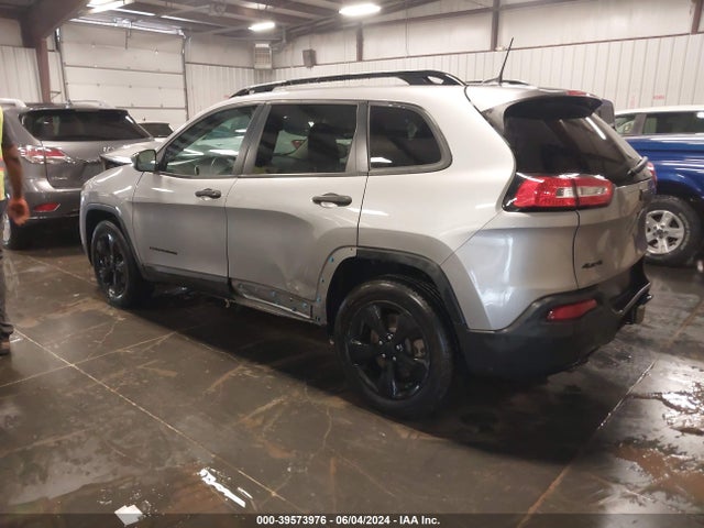 1C4PJMAB0HW557499 Jeep Cherokee Altitude 4x4