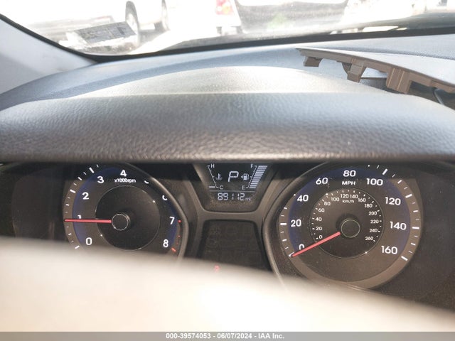 Hyundai ELANTRA SE 2015 5NPDH4AE9FH580713 Image 15