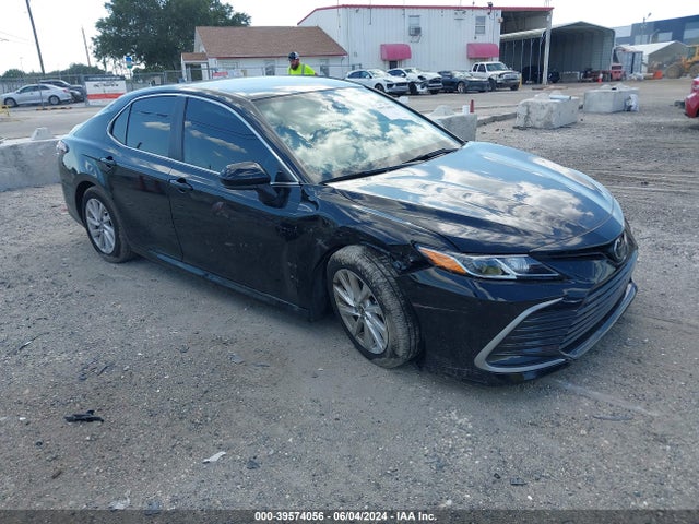 Toyota CAMRY LE 2023 4T1C11AK2PU144339 головне зображення