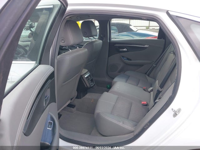 Chevrolet IMPALA 1LT 2018 2G1105S3XJ9122843 Image 8