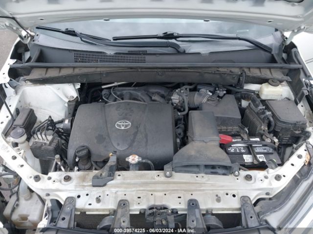 5TDDZRFH2JS848775 Toyota Highlander Limited