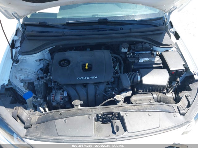 Hyundai ELANTRA SEL 2018 5NPD84LF5JH365053 Image 10