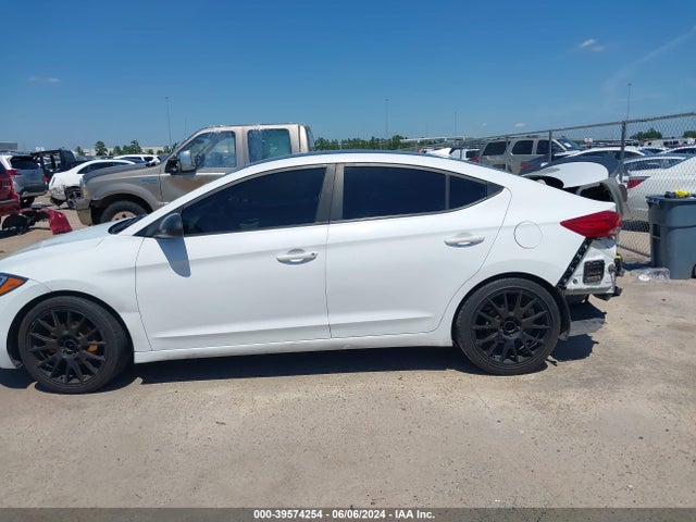 Hyundai ELANTRA SEL 2018 5NPD84LF5JH365053 Image 14