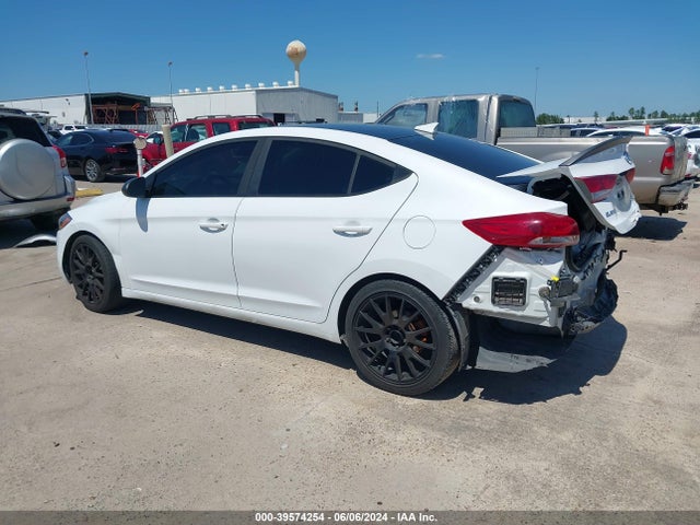 Hyundai ELANTRA SEL 2018 5NPD84LF5JH365053 Image 3