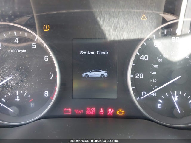 Hyundai ELANTRA SEL 2018 5NPD84LF5JH365053 Image 7