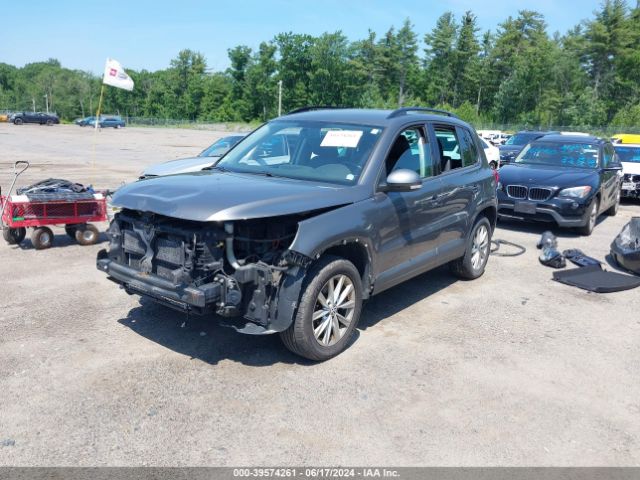 WVGBV7AXXFW512199 Volkswagen TIGUAN SE