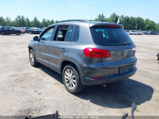 WVGBV7AXXFW512199 Volkswagen TIGUAN SE