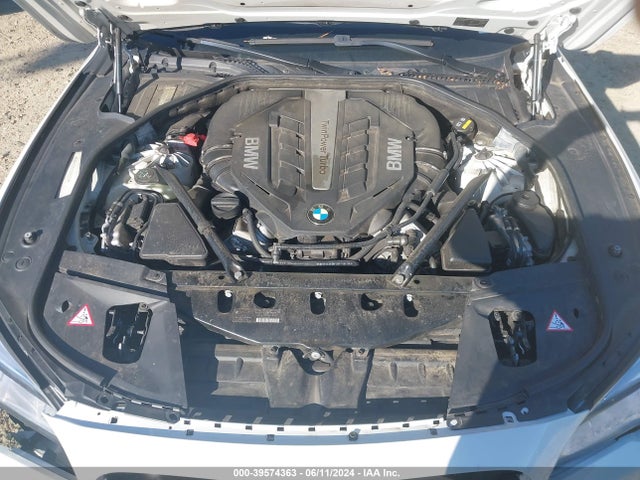 BMW 750li Xdrive 2015 WBAYF8C50FD654728 Image 10