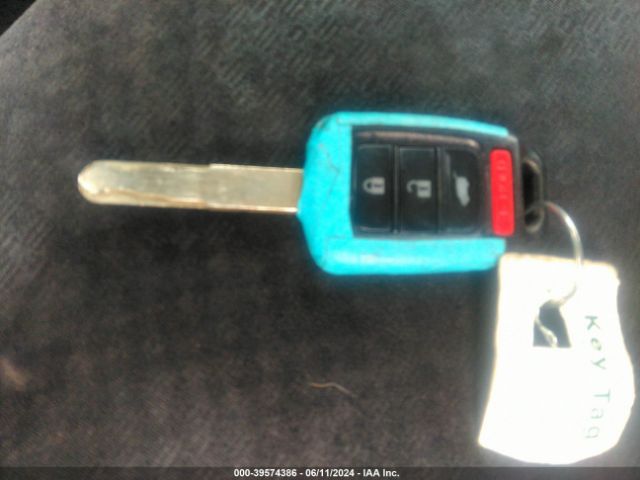 5J6RM4H38GL009842 Honda CR-V LX