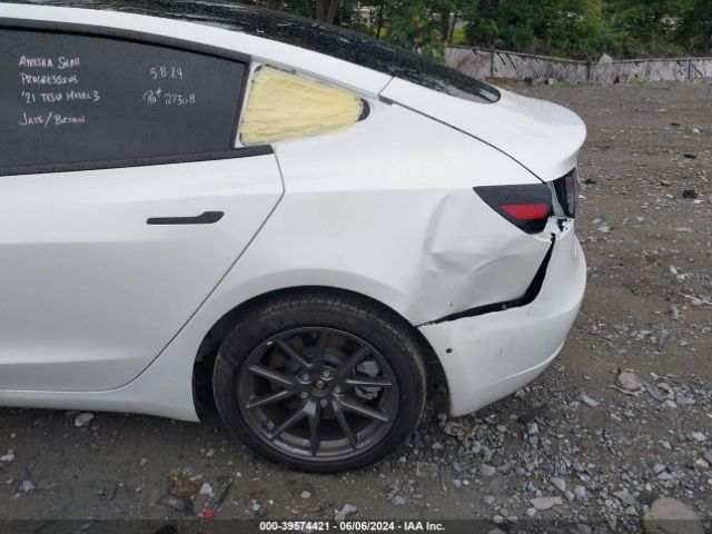 5YJ3E1EA0MF030239 Tesla Model 3 Standard Range Plus Rear-wheel Drive