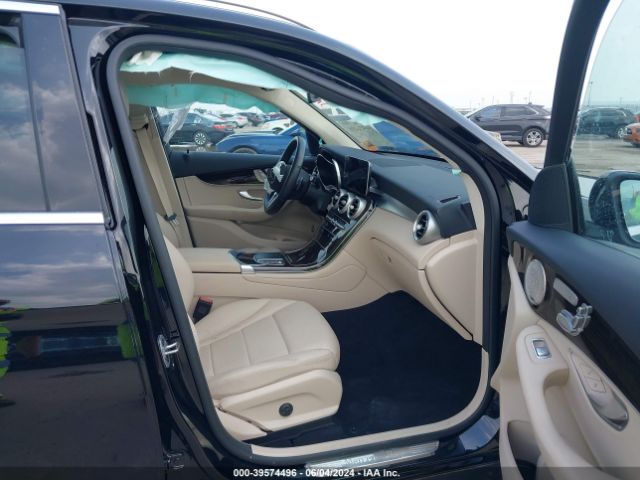 W1N0G8DB1MV323318 Mercedes-Benz Glc 300 Suv