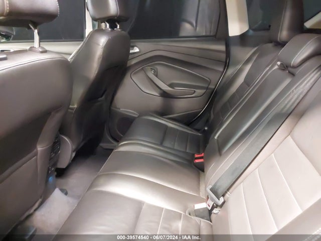 Ford Escape Titanium 2015 1FMCU9J92FUB33536 Image 8