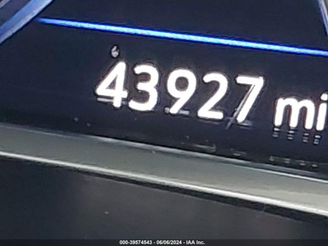 3GNKBFRSXKS689722 Chevrolet Blazer Premier