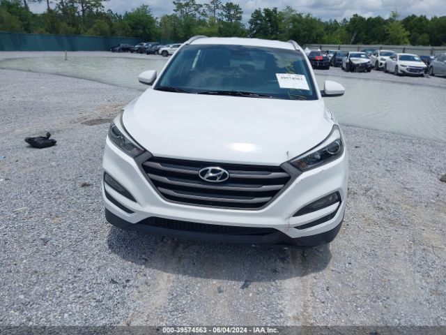 KM8J33A46GU161448 Hyundai TUCSON SE