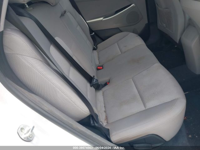 KM8J33A46GU161448 Hyundai TUCSON SE