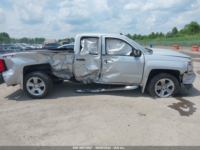 Chevrolet Silverado 1500 Custom 2018 1GCVKPEC7JZ372606 Image 14