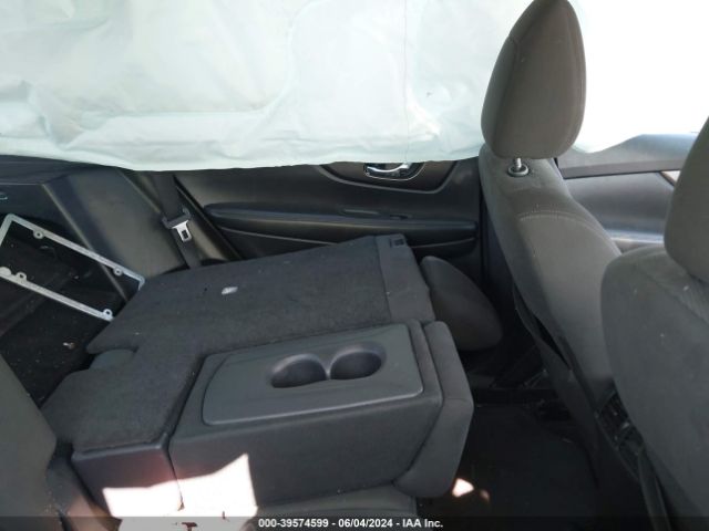 KNMAT2MV0GP603903 Nissan ROGUE SV