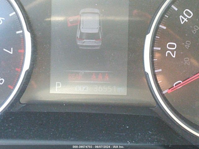 2T3P1RFV0KC027895 Toyota Rav4 Xle