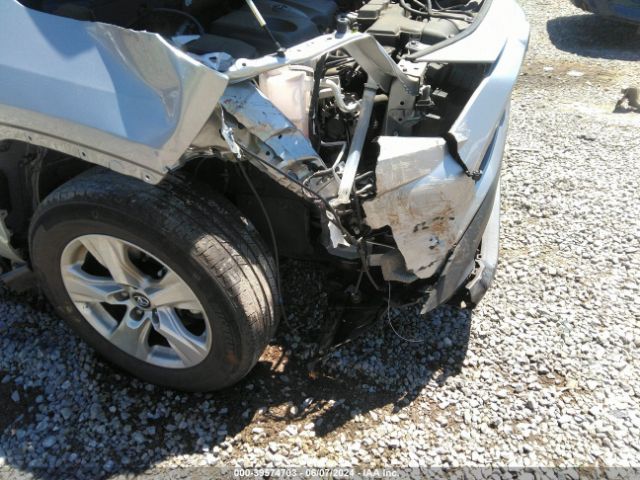 2T3P1RFV0KC027895 Toyota Rav4 Xle