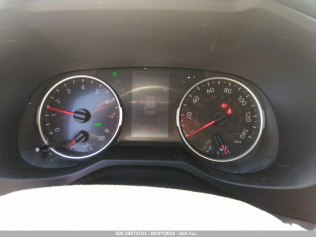 2T3P1RFV0KC027895 Toyota Rav4 Xle