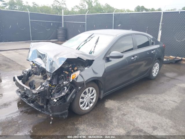 3KPF24AD4KE106734 KIA FORTE FE