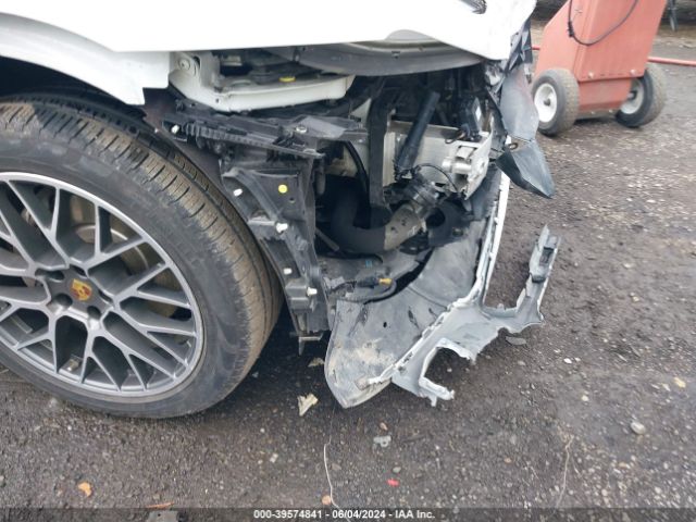 WP1AA2A59JLB09126 Porsche Macan Sport Edition