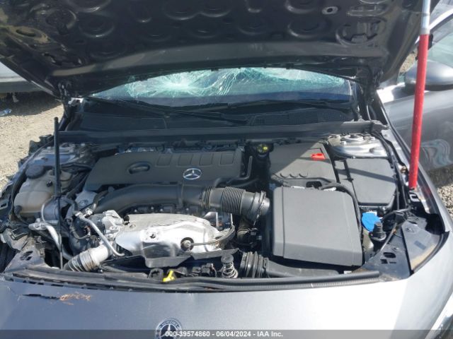 WDD3G4FB5LW038243 Mercedes-Benz A 220 4matic