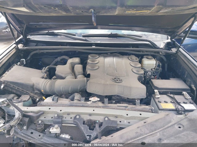 Toyota 4RUNNER SR5 2018 JTEBU5JR2J5483336 Image 10